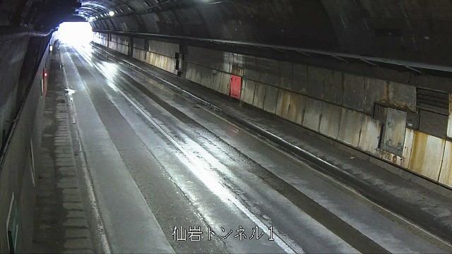 国道46号 仙岩トンネル01